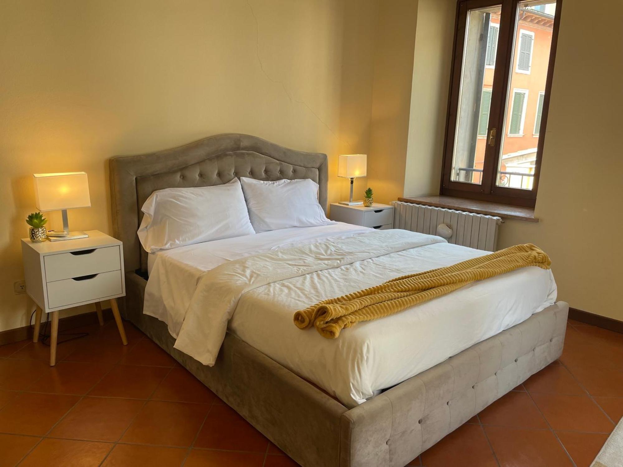 Apartament Montecchi House Werona Zewnętrze zdjęcie